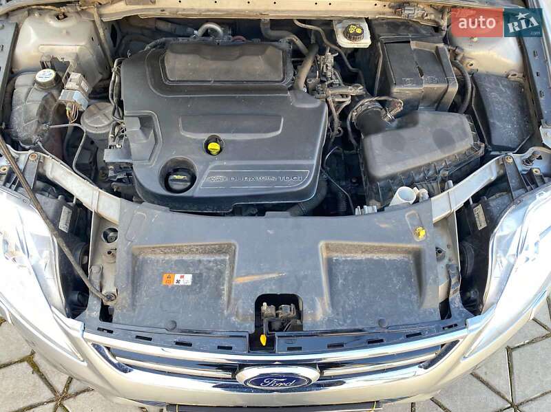 Універсал Ford Mondeo 2014 в Миколаєві