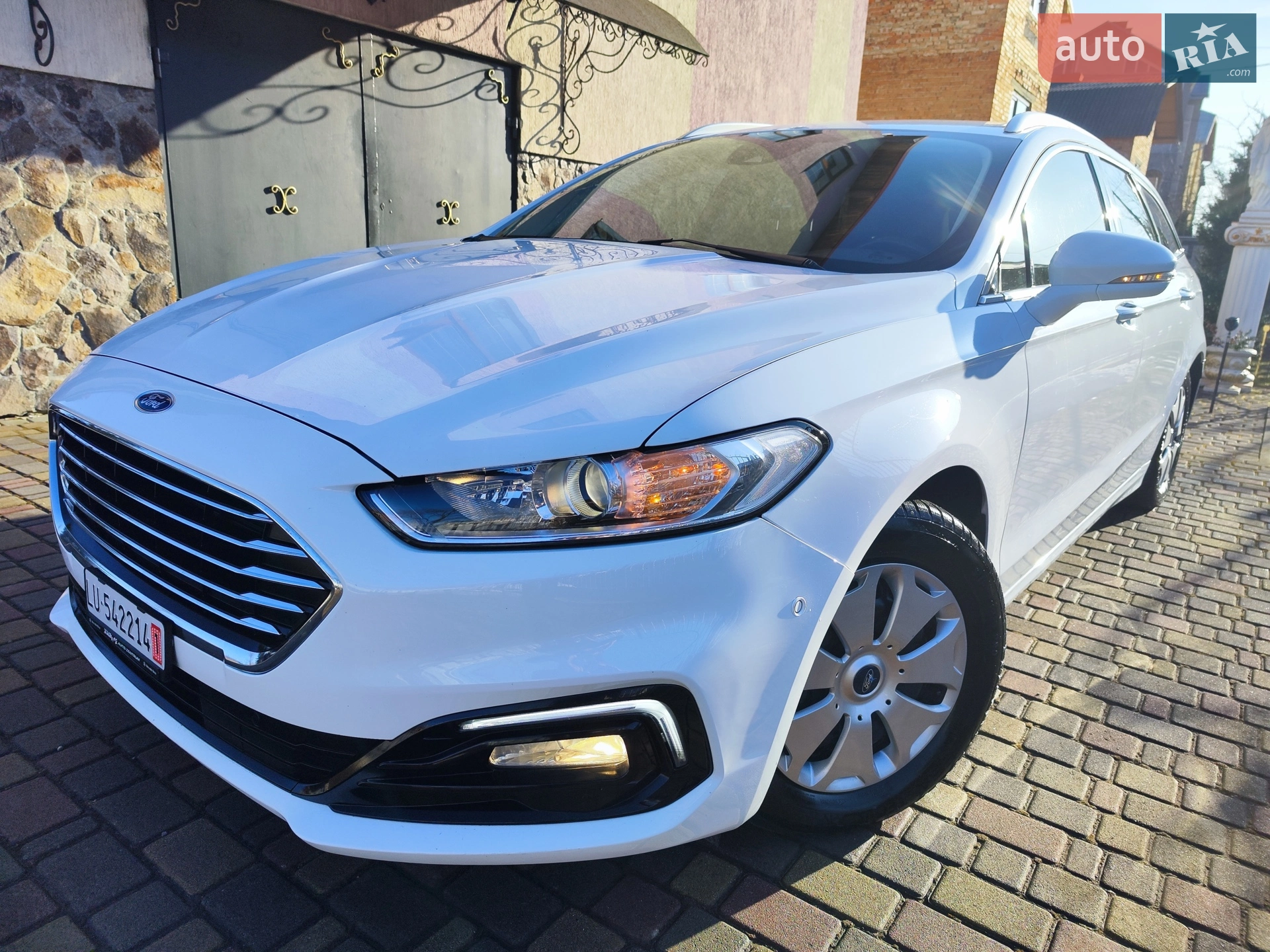2020 Ford Mondeo - мініатюра 32