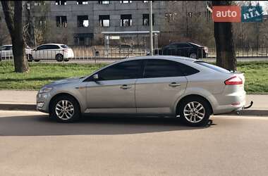 Лифтбек Ford Mondeo 2009 в Львове