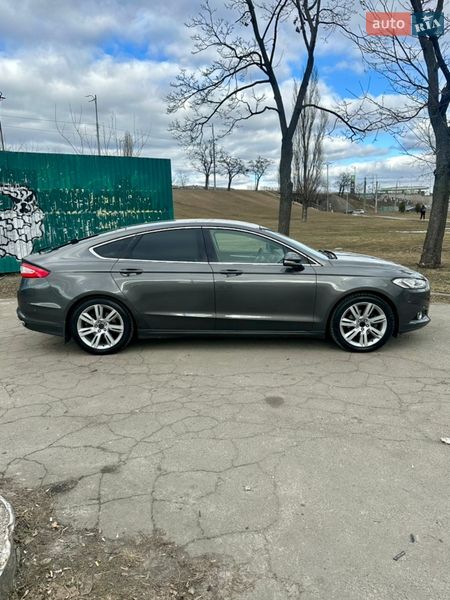 Седан Ford Mondeo 2016 в Киеве