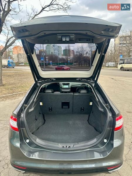 Седан Ford Mondeo 2016 в Киеве