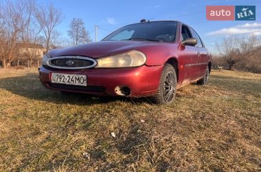 Седан Ford Mondeo 1997 в Черновцах