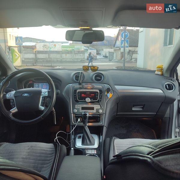 Седан Ford Mondeo 2010 в Чернігові