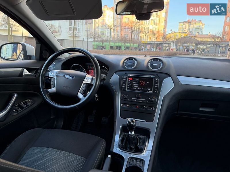 Универсал Ford Mondeo 2012 в Ивано-Франковске