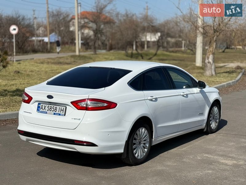Седан Ford Mondeo 2016 в Миколаєві