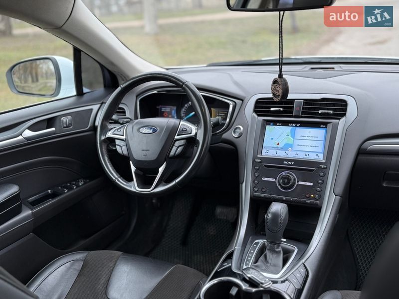 Седан Ford Mondeo 2016 в Миколаєві
