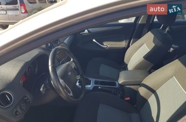 Универсал Ford Mondeo 2013 в Ровно