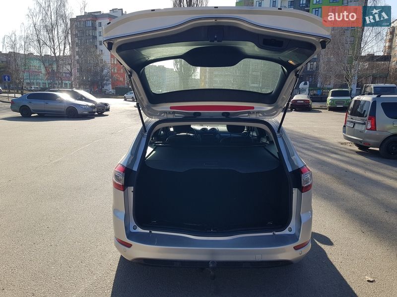 Универсал Ford Mondeo 2013 в Ровно