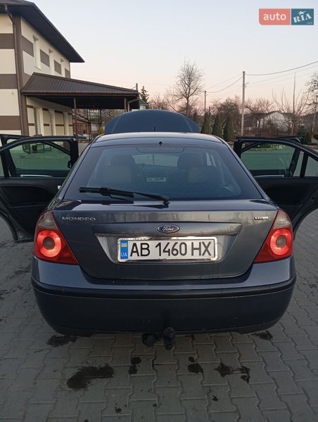 Ліфтбек Ford Mondeo 2004 в Могилів-Подільському