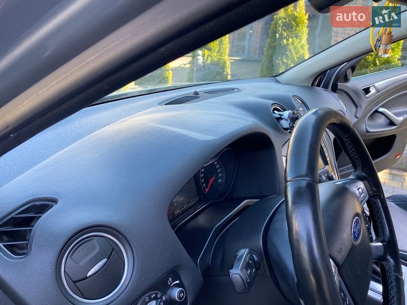 Універсал Ford Mondeo 2013 в Львові