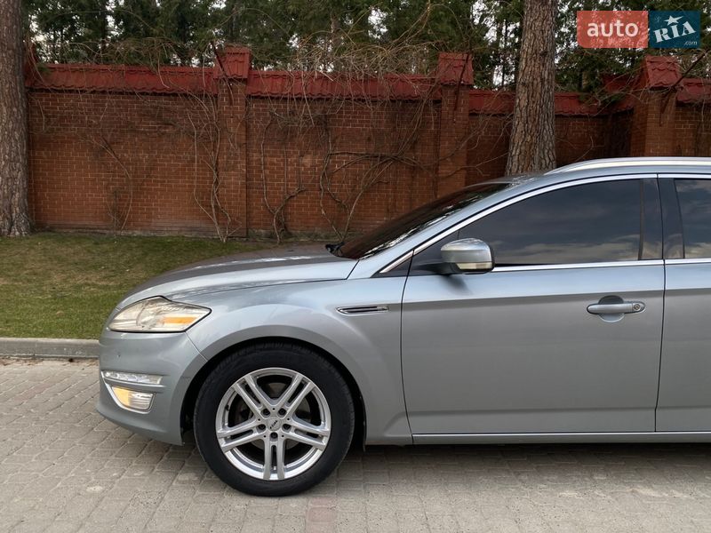 Універсал Ford Mondeo 2013 в Львові