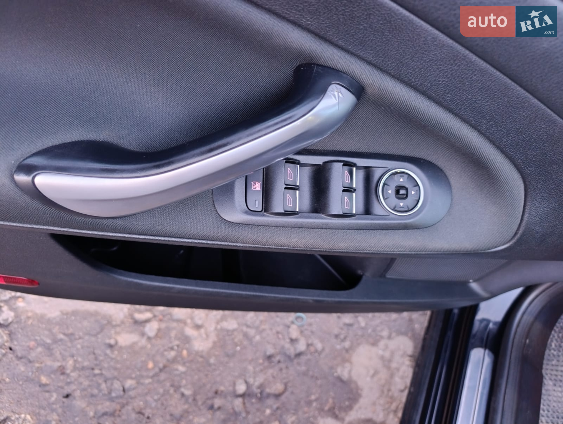 2010 Ford Mondeo - мініатюра 17