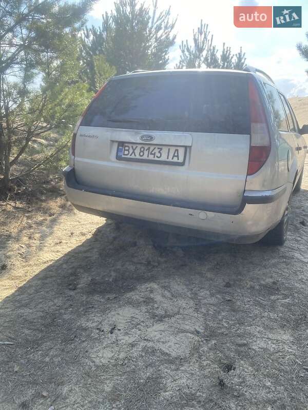 Универсал Ford Mondeo 2002 в Дубровице
