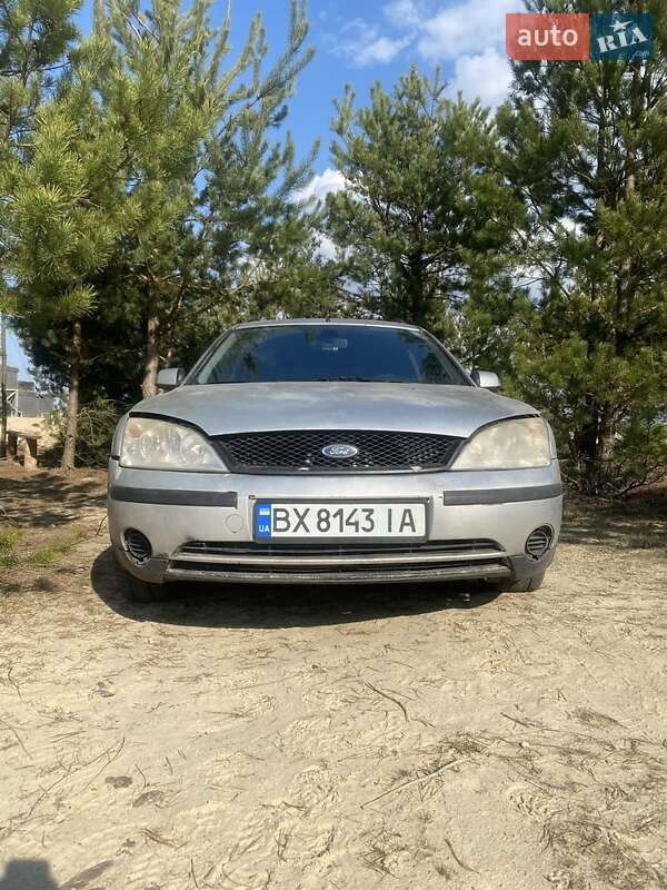 Универсал Ford Mondeo 2002 в Дубровице