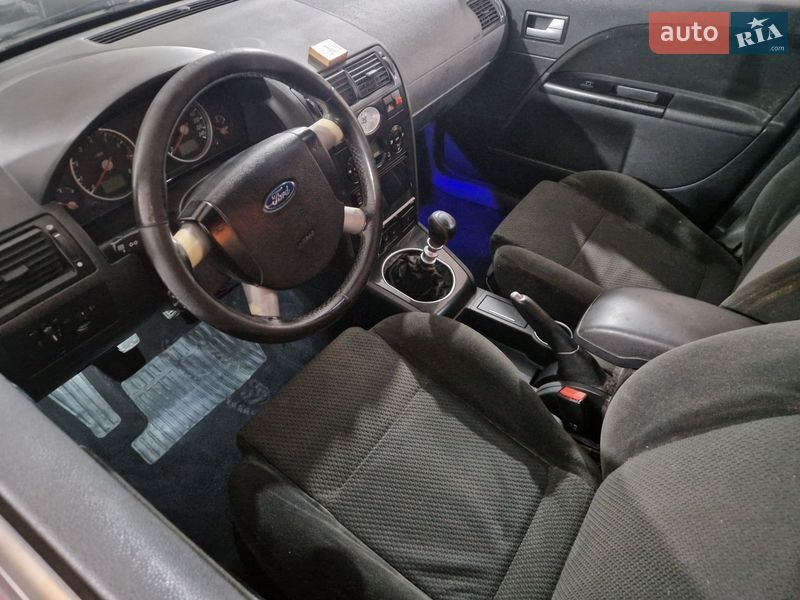 Седан Ford Mondeo 2003 в Львове