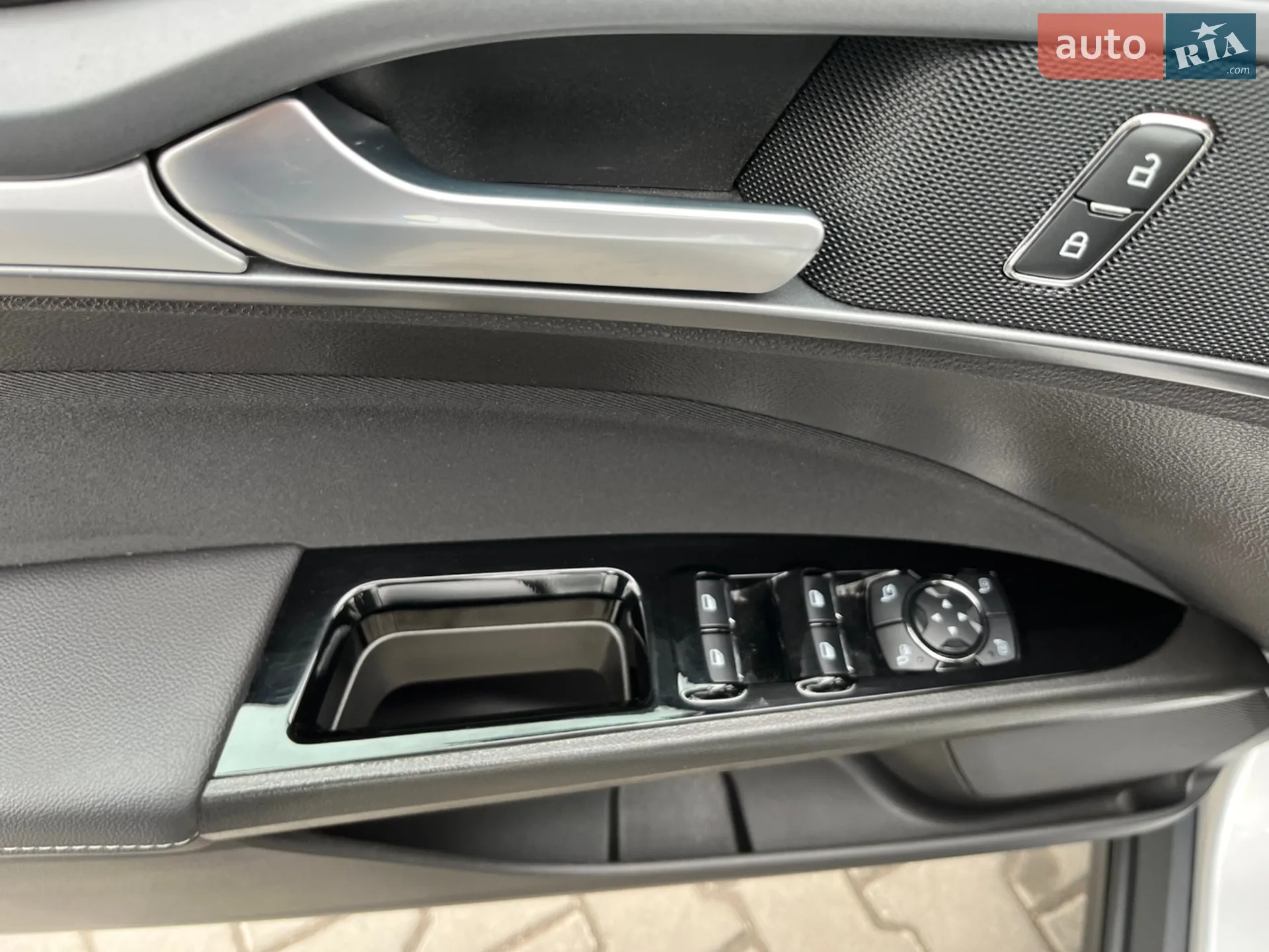 2018 Ford Mondeo - мініатюра 36