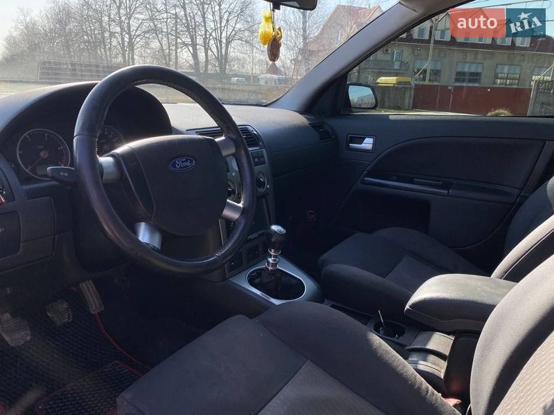 Универсал Ford Mondeo 2001 в Хотине фото 10 Универсал Ford Mondeo 2001 в Хотине