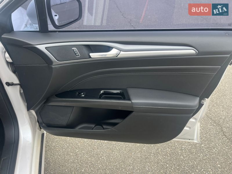 Седан Ford Mondeo 2015 в Киеве фото 19 Седан Ford Mondeo 2015 в Киеве