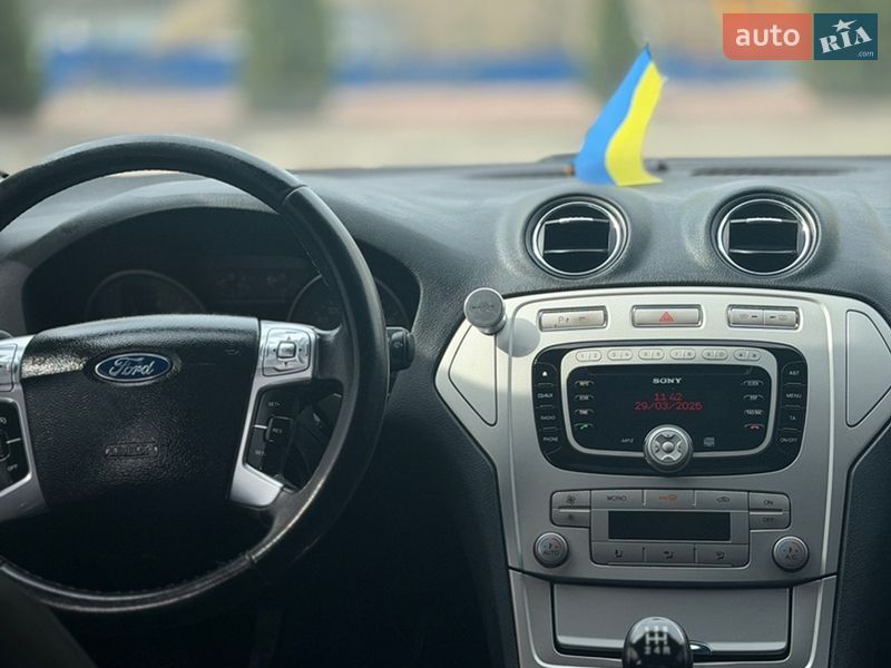 Седан Ford Mondeo 2010 в Житомирі