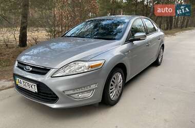 Седан Ford Mondeo 2014 в Славуті