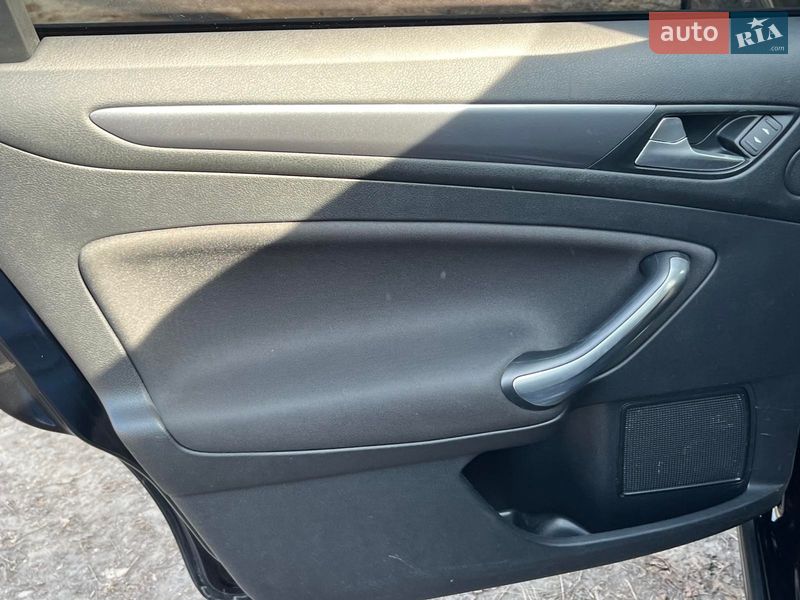 Седан Ford Mondeo 2013 в Києві фото 25 Седан Ford Mondeo 2013 в Києві