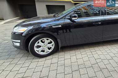 Седан Ford Mondeo 2012 в Ивано-Франковске