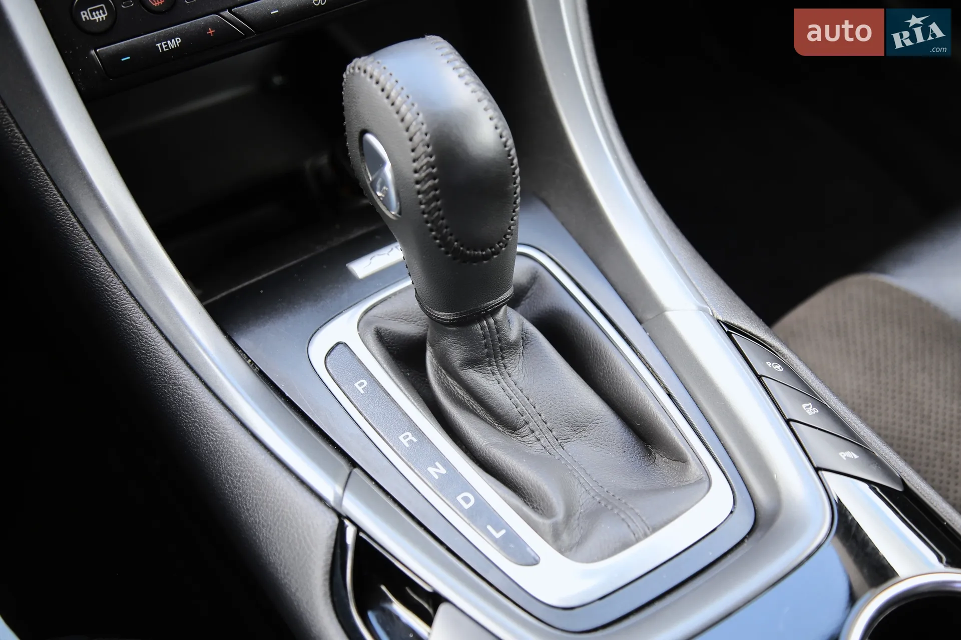 2016 Ford Mondeo - мініатюра 18