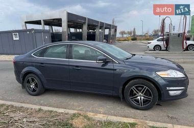 Седан Ford Mondeo 2012 в Львові