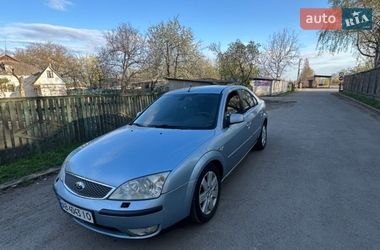 Лифтбек Ford Mondeo 2004 в Гайсине