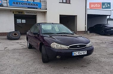 Седан Ford Mondeo 1997 в Шумську