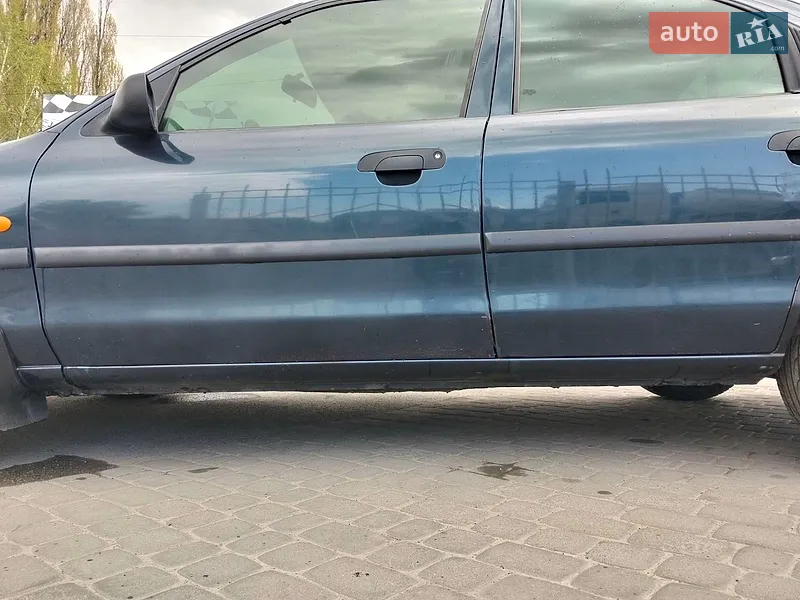 Ford Mondeo 1994 VIN WF0AXXGBBARJ60861 фото оголошення 19 з 63