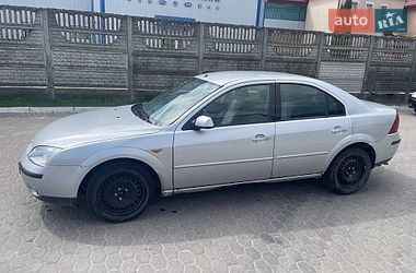 Седан Ford Mondeo 2001 в Костополе