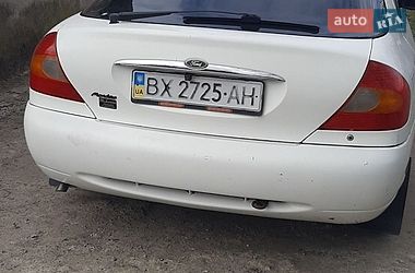 Лифтбек Ford Mondeo 1998 в Теофиполе