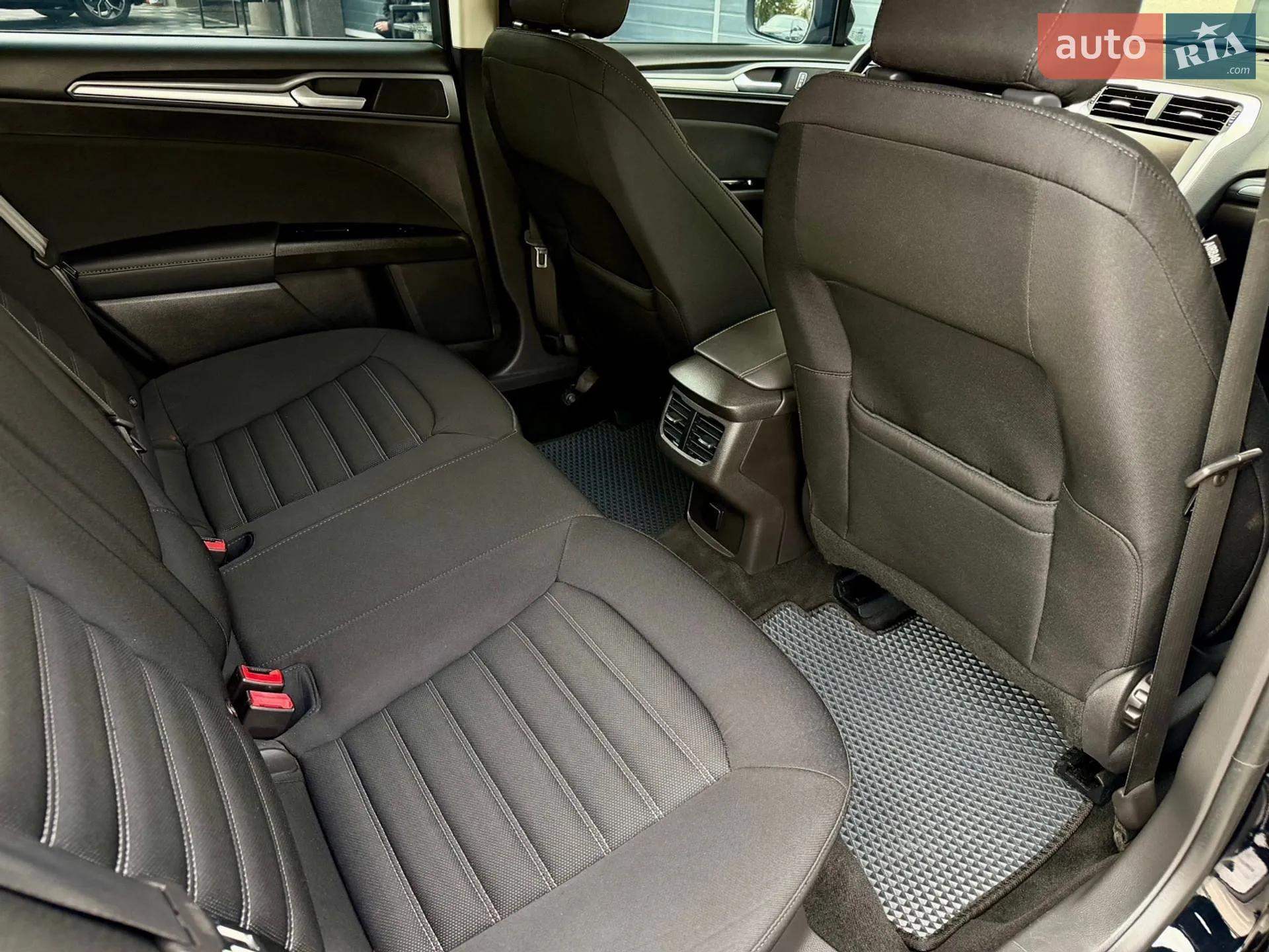 2018 Ford Mondeo - мініатюра 43