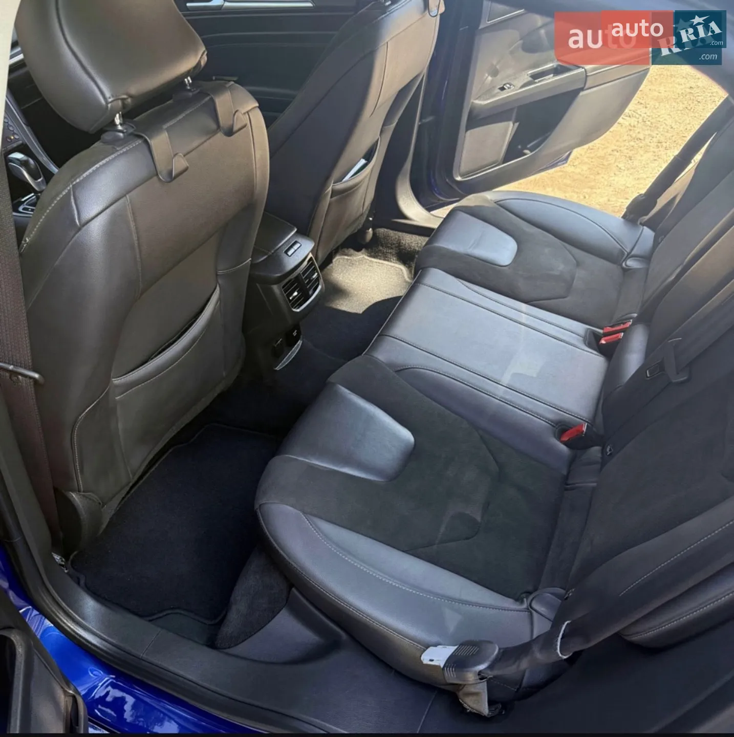 2016 Ford Mondeo - мініатюра 27