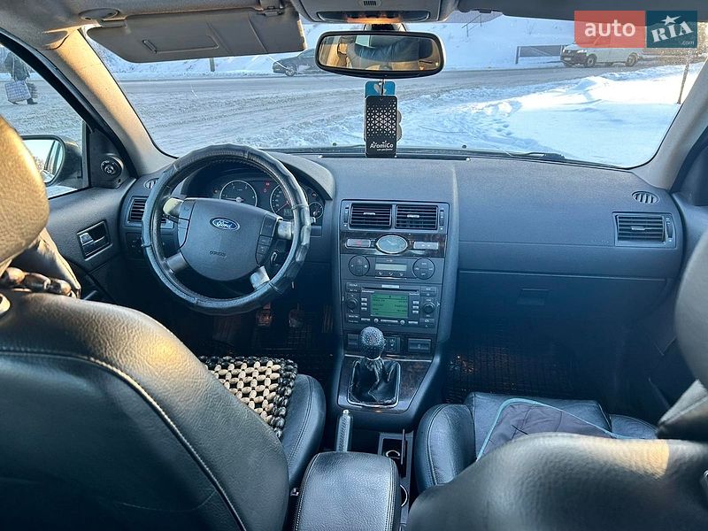 Седан Ford Mondeo 2006 в Киеве
