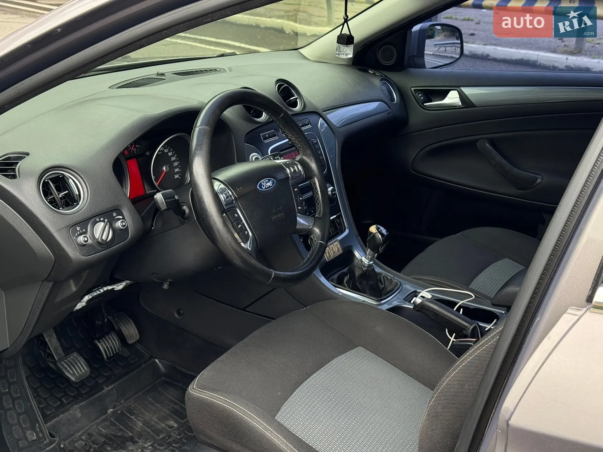2011 Ford Mondeo - мініатюра 12