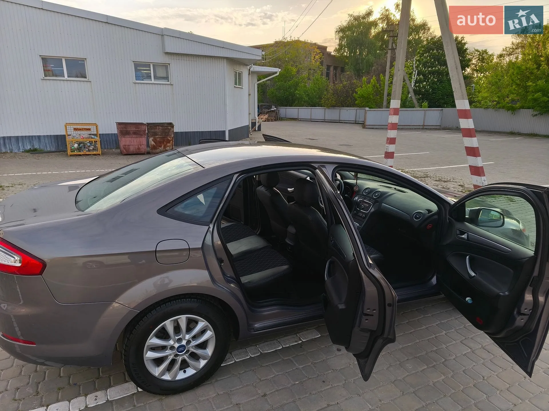 2011 Ford Mondeo - мініатюра 64