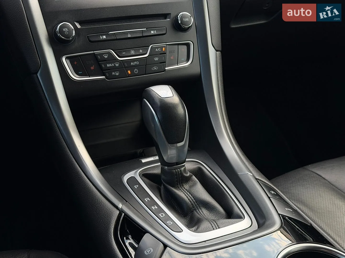 2015 Ford Mondeo - мініатюра 24