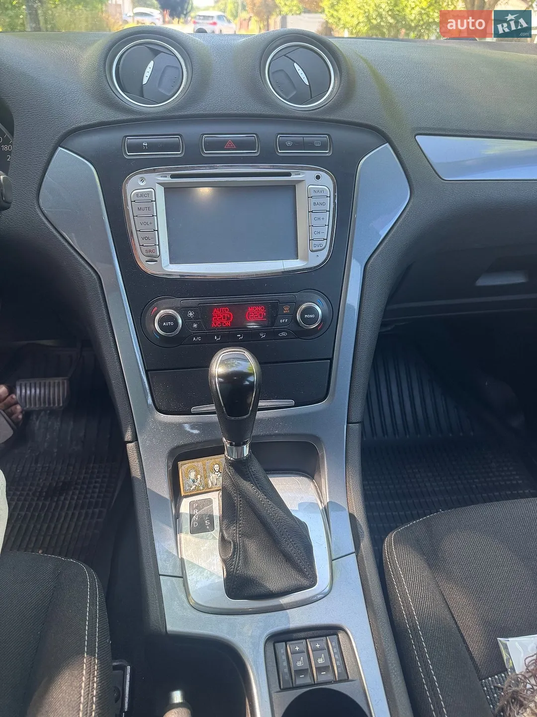 2010 Ford Mondeo - мініатюра 13