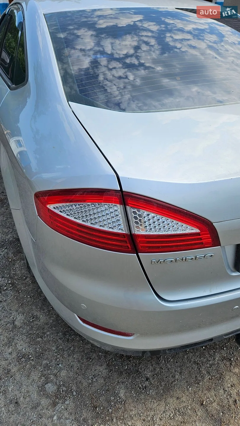 2010 Ford Mondeo - мініатюра 10