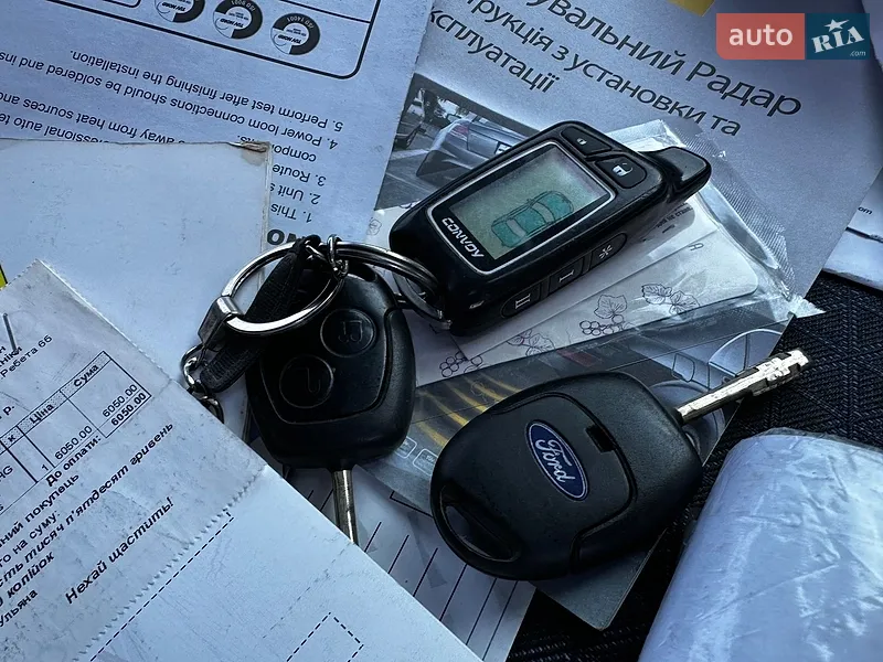 Седан Ford Mondeo 2006 в Надвірній документ