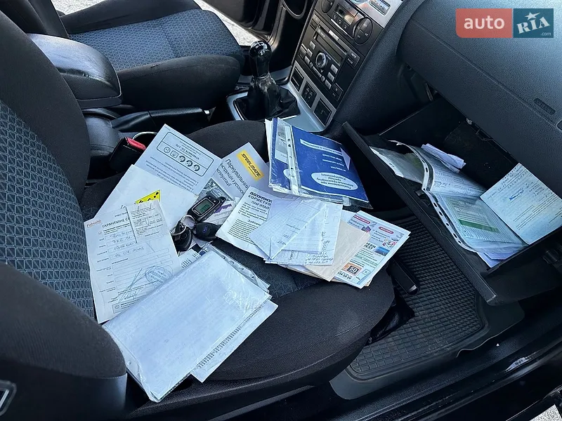 Седан Ford Mondeo 2006 в Надвірній документ