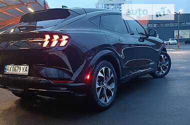Внедорожник / Кроссовер Ford Mustang Mach-E 2020 в 