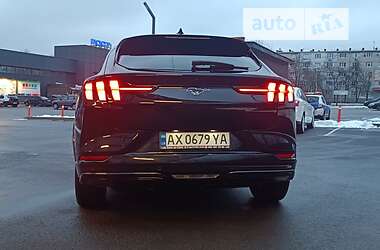 Внедорожник / Кроссовер Ford Mustang Mach-E 2020 в 