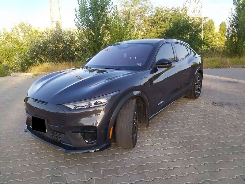Внедорожник / Кроссовер Ford Mustang Mach-E 2022 в Киеве