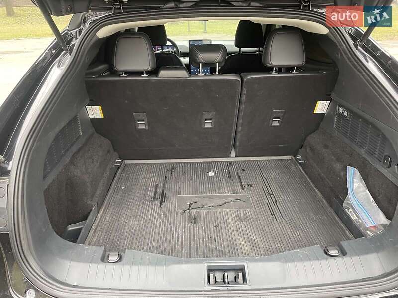 Позашляховик / Кросовер Ford Mustang Mach-E 2021 в Києві