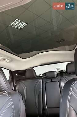 Позашляховик / Кросовер Ford Mustang Mach-E 2021 в 