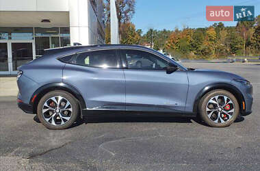 Внедорожник / Кроссовер Ford Mustang Mach-E 2021 в 