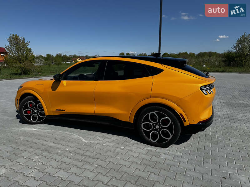 Позашляховик / Кросовер Ford Mustang Mach-E 2022 в Богородчанах